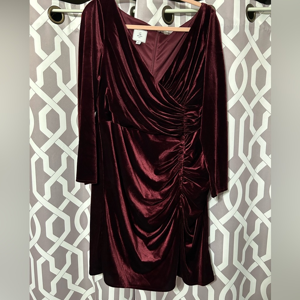 David Bridal ruched maroon dress size 20